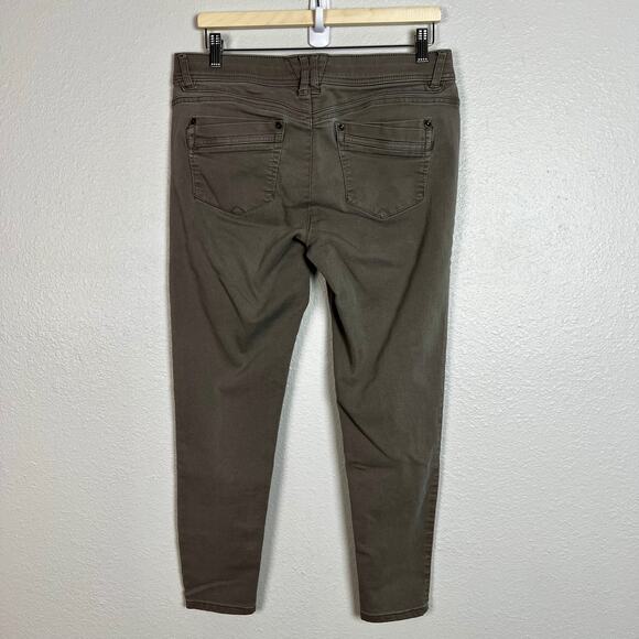 Democracy Ab Solution Tan Straight Leg Jeans Size 10 - Picture 2 of 8